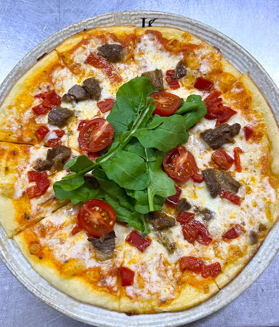 Kavurmalı Pizza