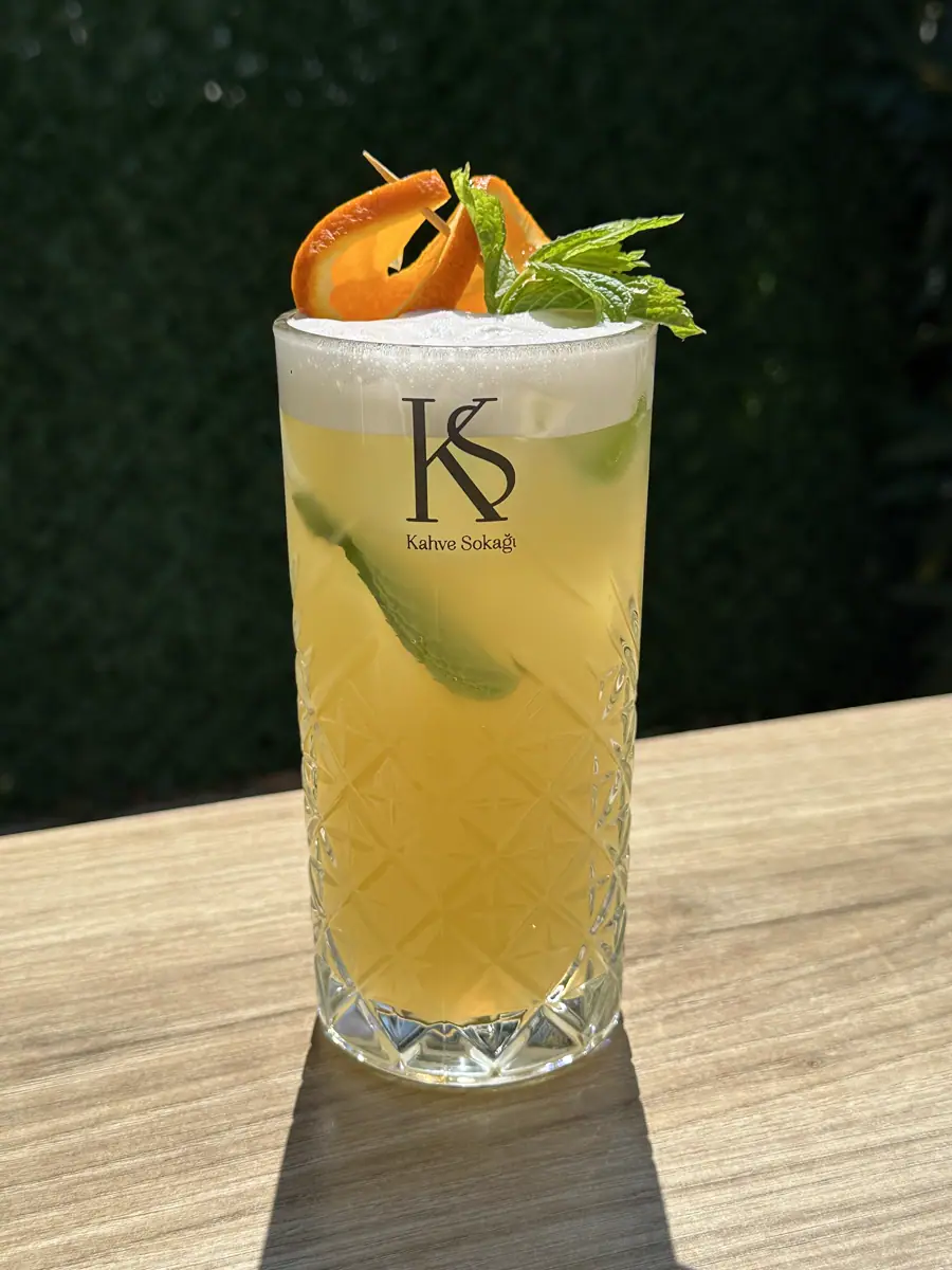 Yuzu Iced Tea